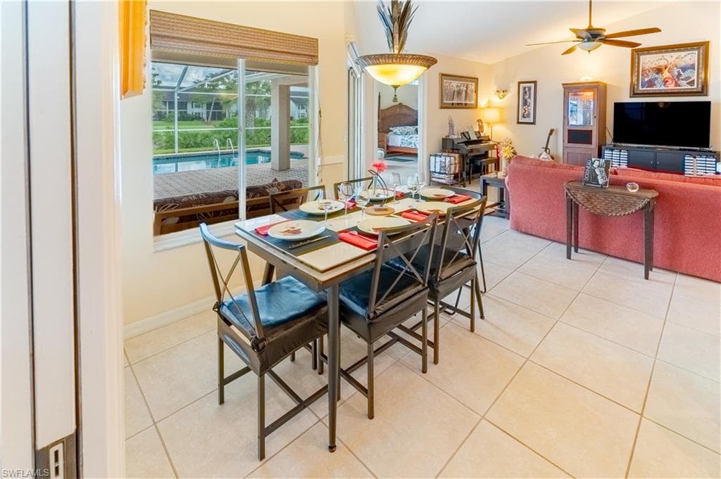 458 Countryside DR-12