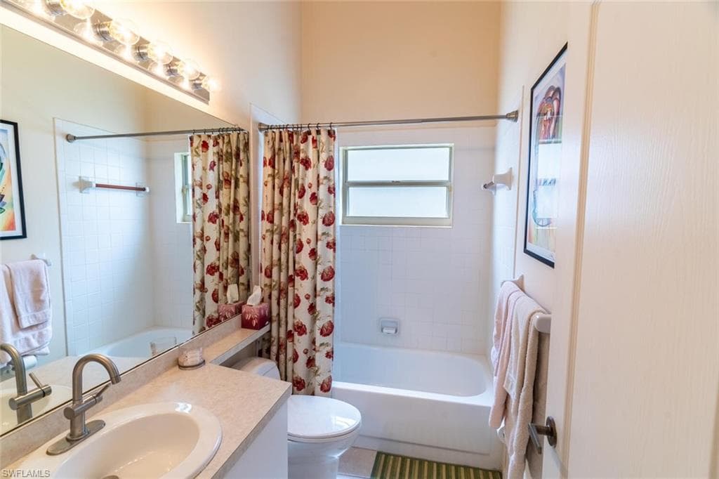 458 Countryside DR-29