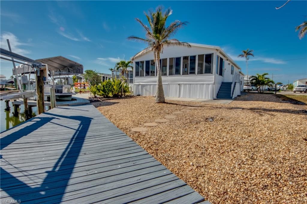 14 Nancy LN, FORT MYERS BEACH FL 33931-17