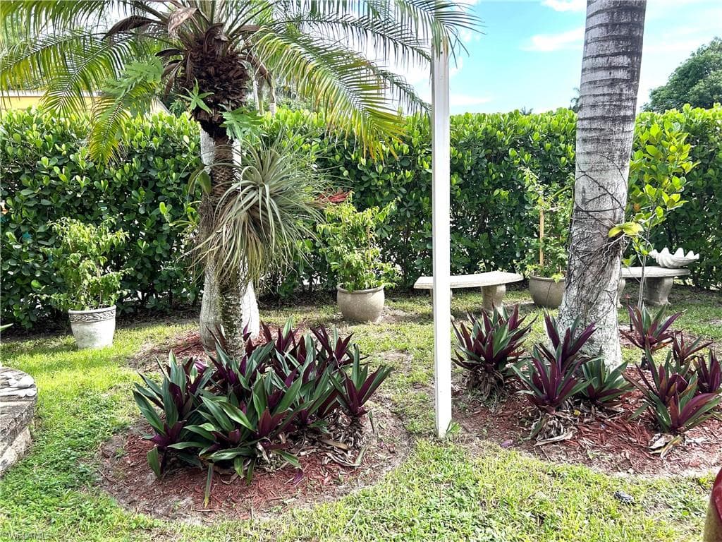 5364 Texas AVE, NAPLES FL 34113-4