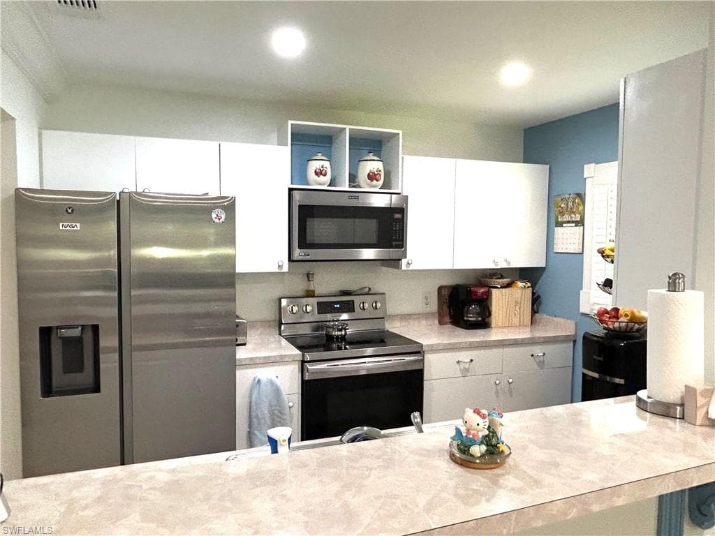 5364 Texas AVE, NAPLES FL 34113-8