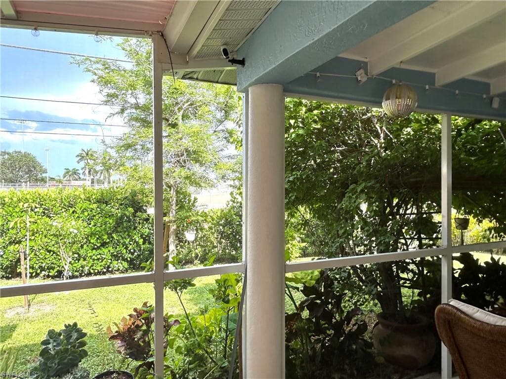 5364 Texas AVE, NAPLES FL 34113-18