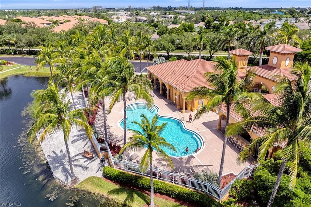 15605 Ocean Walk CIR # 203, FORT MYERS FL 33908-32