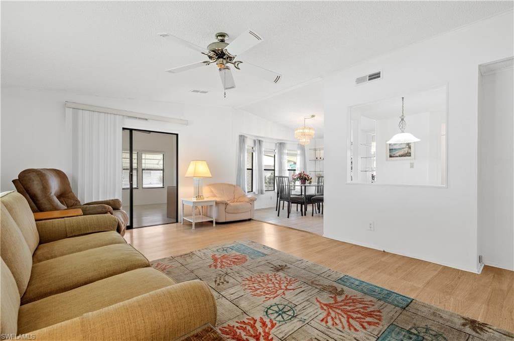 9231 Caloosa DR, NORTH FORT MYERS FL 33903-5