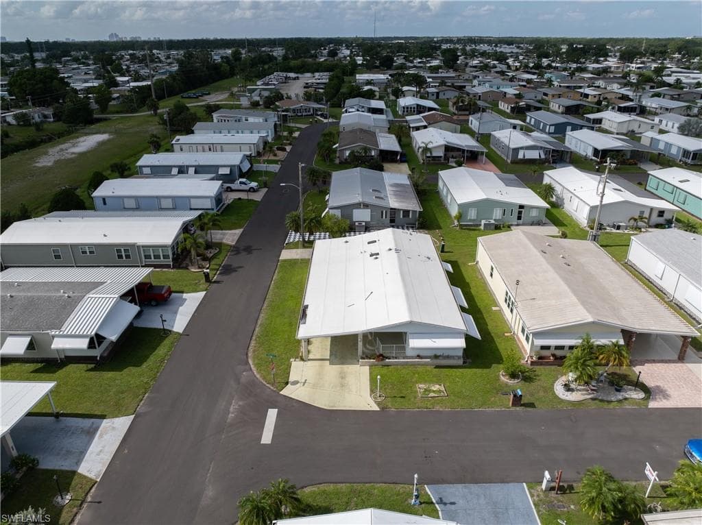 9231 Caloosa DR, NORTH FORT MYERS FL 33903-29