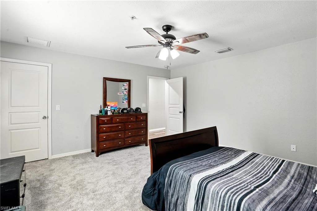 16461 Oakview CIR, ALVA FL 33920-26