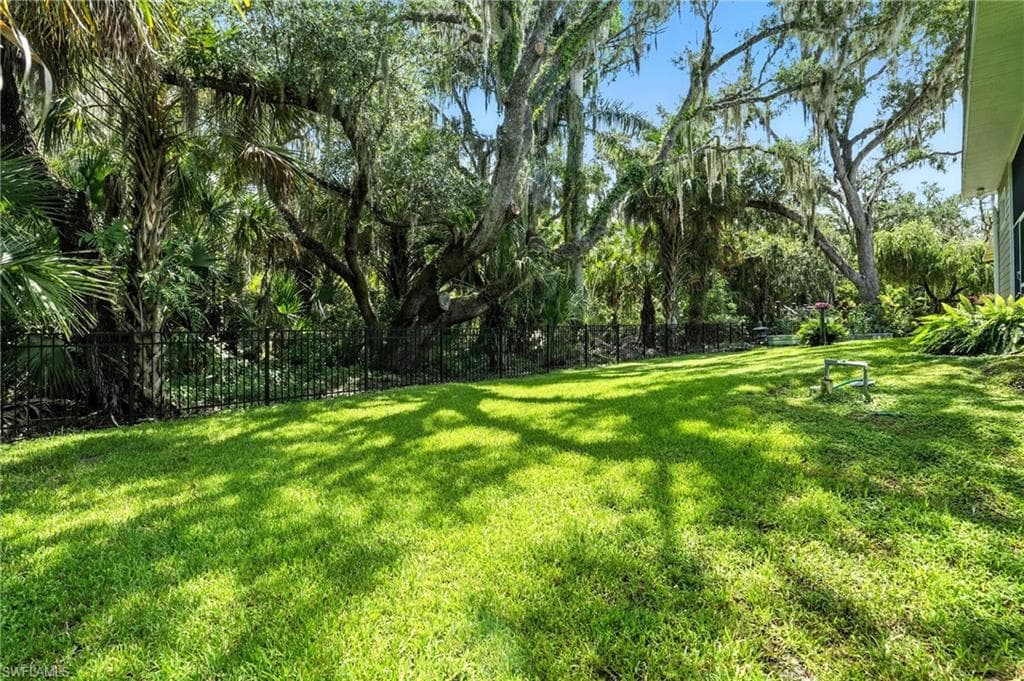 16461 Oakview CIR, ALVA FL 33920-46