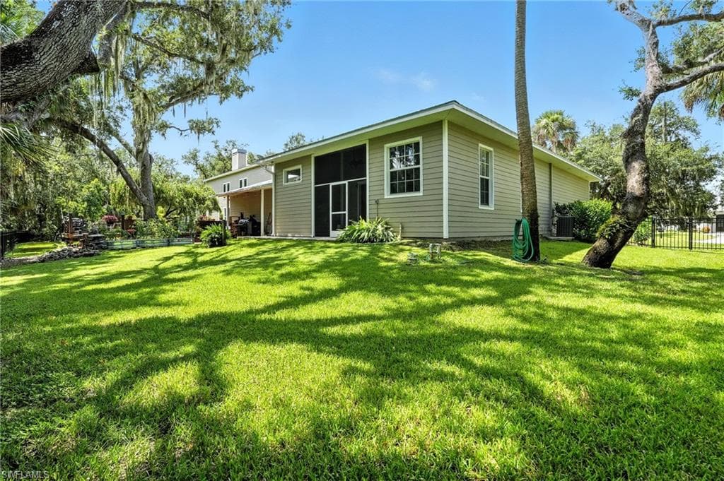 16461 Oakview CIR, ALVA FL 33920-42