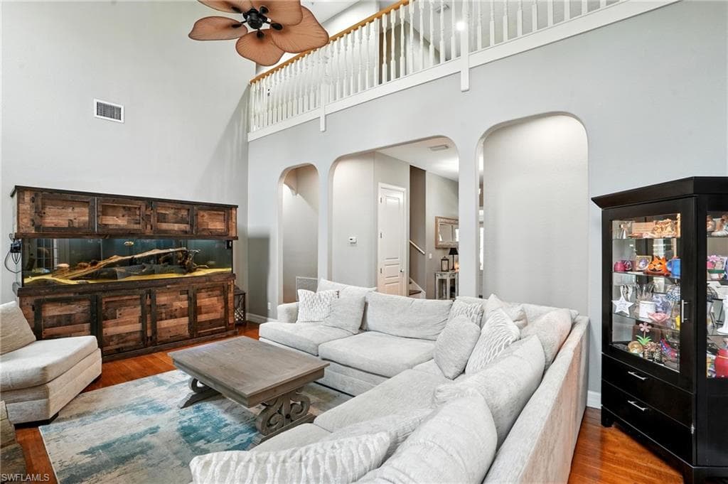 16461 Oakview CIR, ALVA FL 33920-9