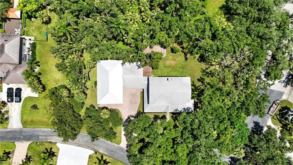 16461 Oakview CIR, ALVA FL 33920-47