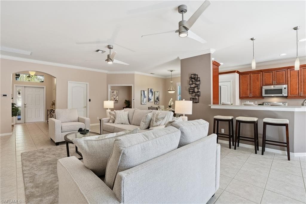 9827 Colonial WALK N, ESTERO FL 33928-8