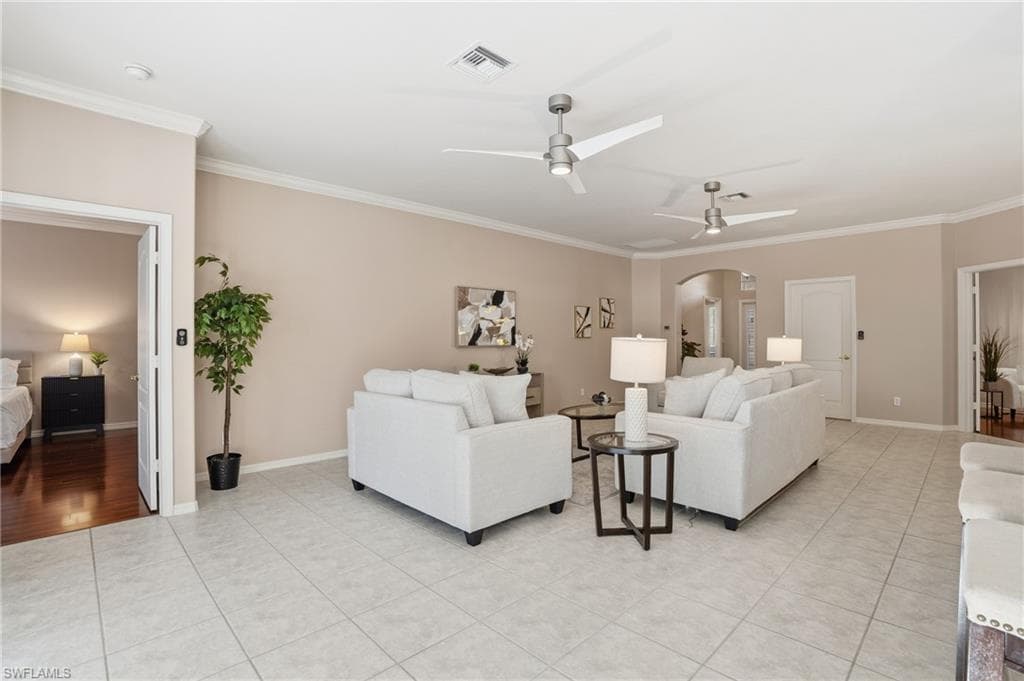 9827 Colonial WALK N, ESTERO FL 33928-9