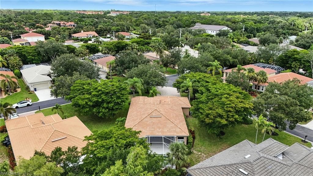 9827 Colonial WALK N, ESTERO FL 33928-43