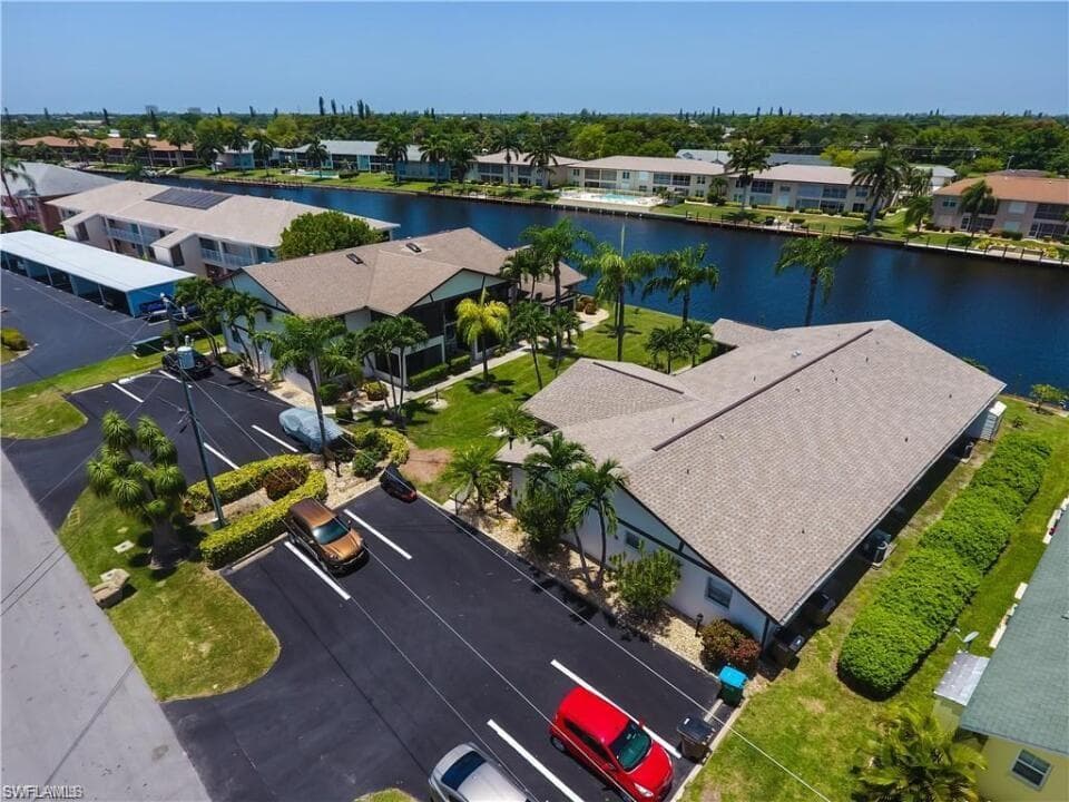 4528 SE 5th PL # 8, CAPE CORAL FL 33904-4