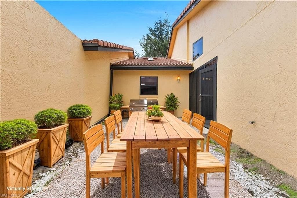 5282 Concord WAY, FORT MYERS FL 33907-16