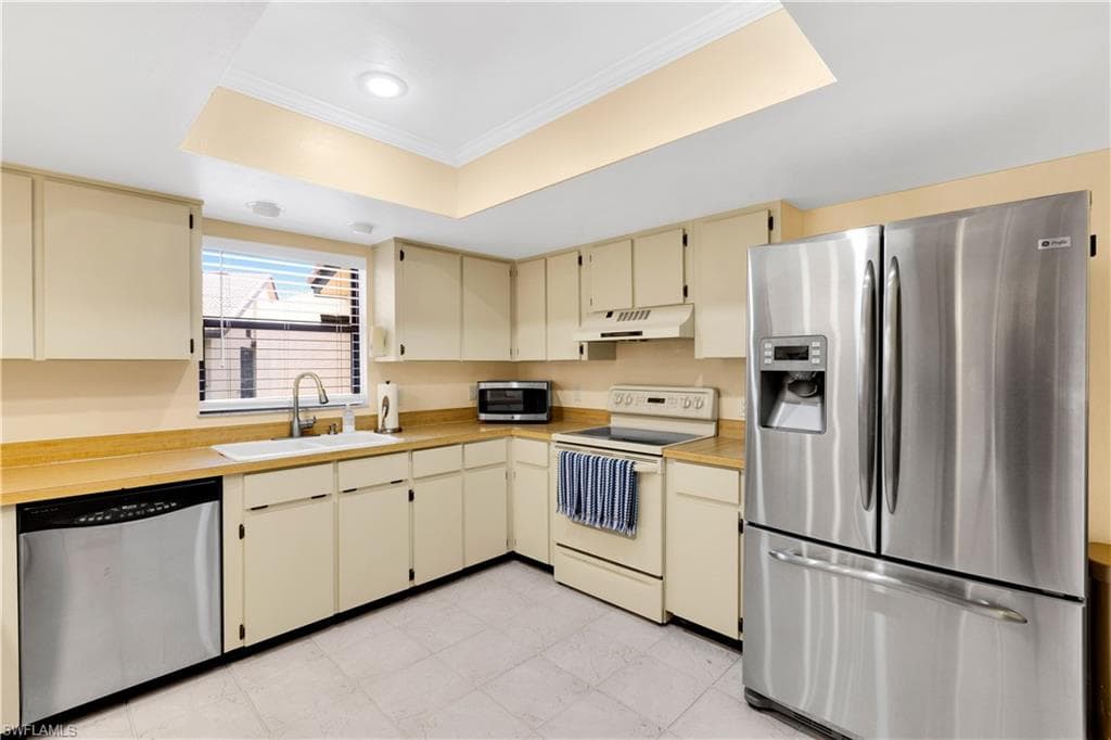 5282 Concord WAY, FORT MYERS FL 33907-9