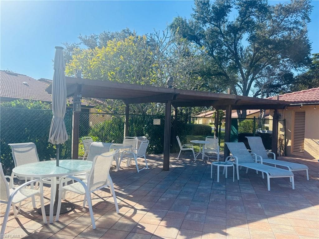 5282 Concord WAY, FORT MYERS FL 33907-22