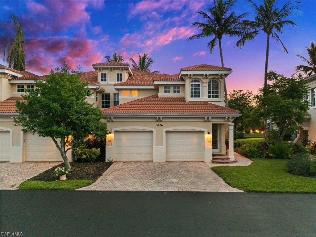 5626 Cape Harbour DR # 102, CAPE CORAL FL 33914-40