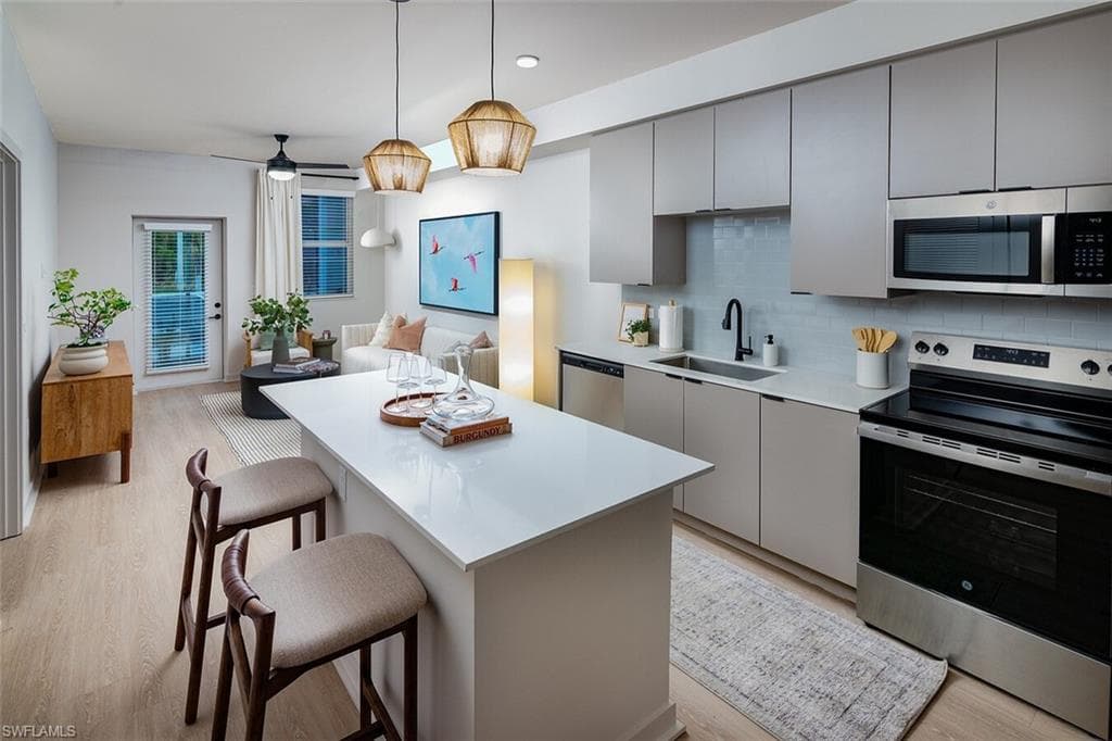 6026 Whitaker RD # C1, NAPLES FL 34112-11