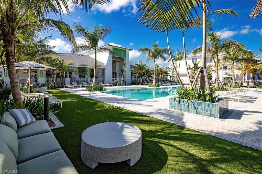 6026 Whitaker RD # C1, NAPLES FL 34112-4