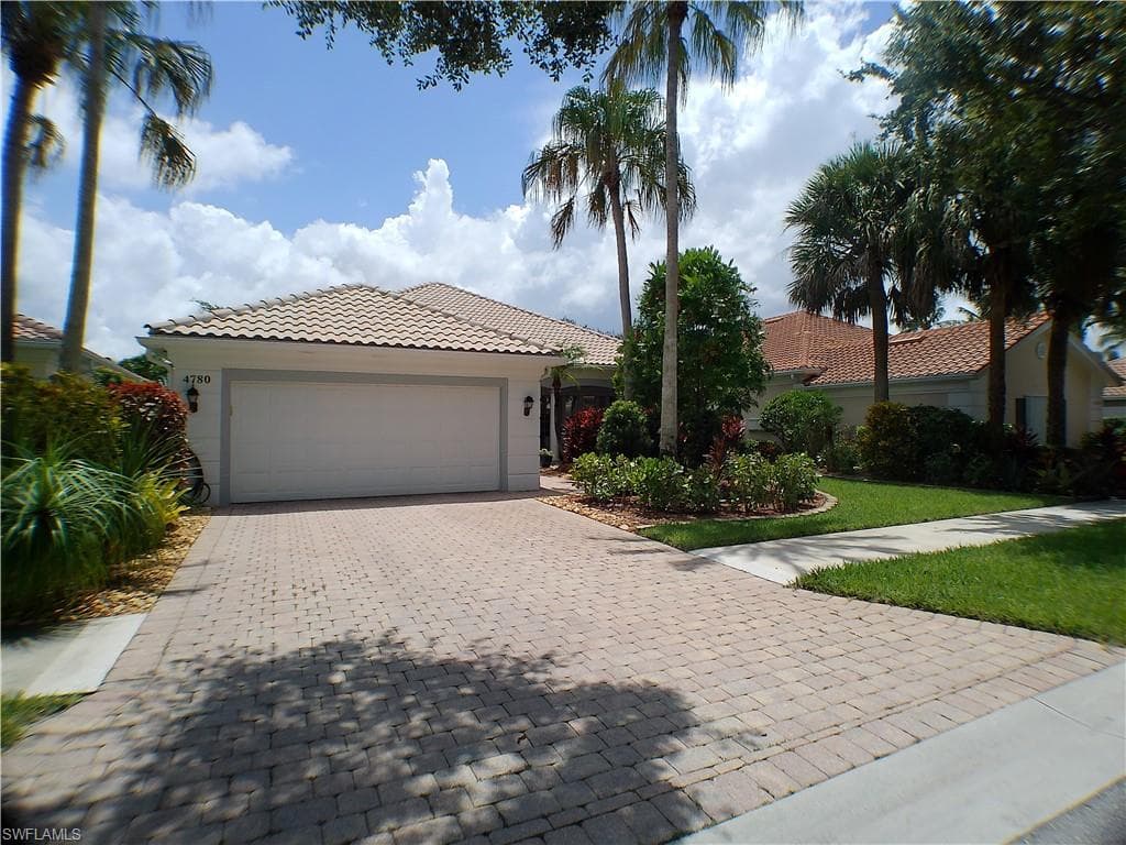 4780 Martinique WAY, NAPLES FL 34119-2