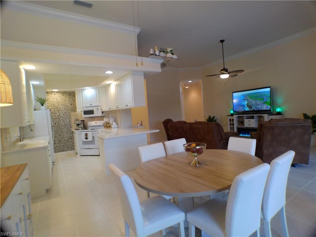 4780 Martinique WAY, NAPLES FL 34119-19