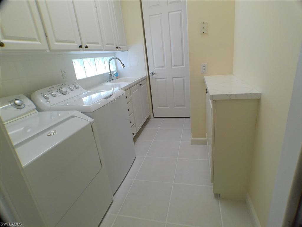 4780 Martinique WAY, NAPLES FL 34119-34