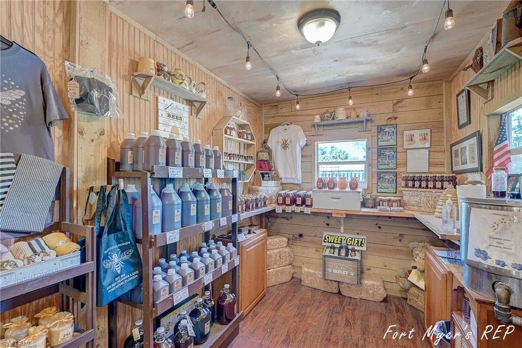 17131 Slater RD, NORTH FORT MYERS FL 33917-1