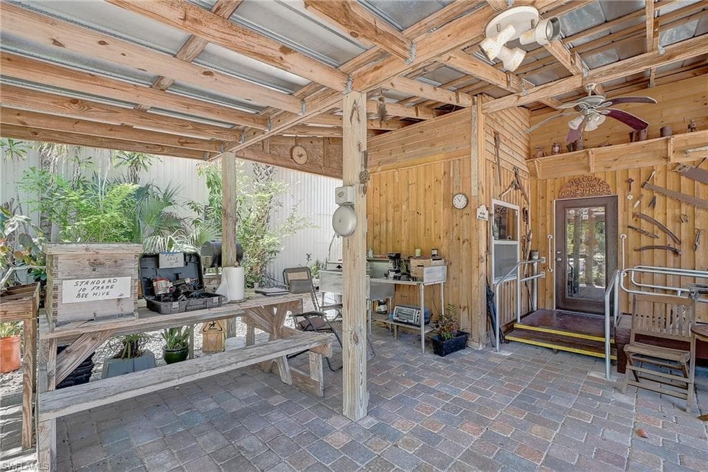 17131 Slater RD, NORTH FORT MYERS FL 33917-9