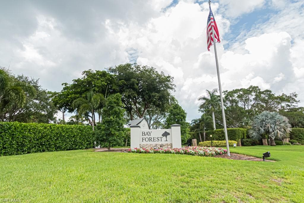 15435 Cedarwood LN # 304, NAPLES FL 34110-41