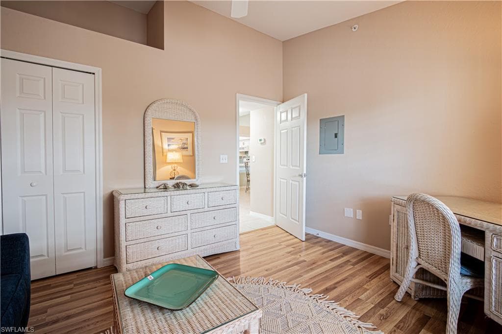 15435 Cedarwood LN # 304, NAPLES FL 34110-17