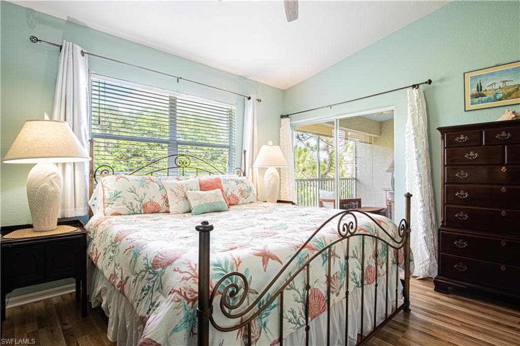 15435 Cedarwood LN # 304, NAPLES FL 34110-20