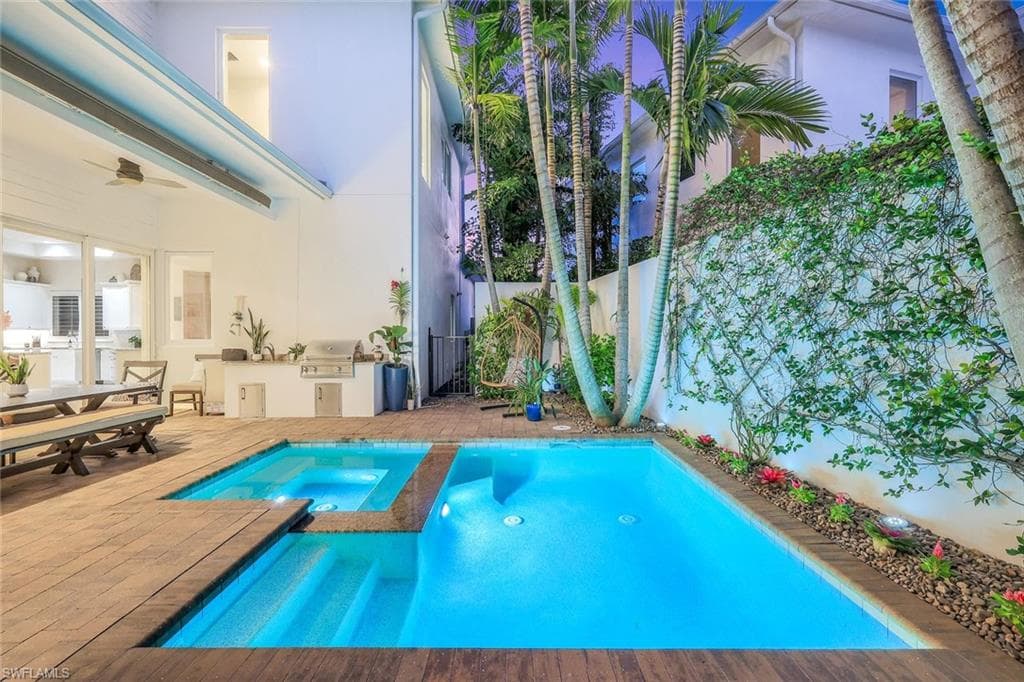 9161 Mercato WAY, NAPLES FL 34108-1