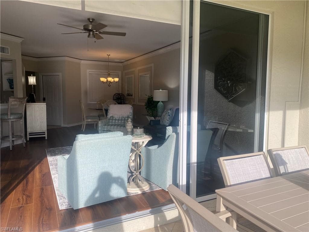 295 Waterside CIR # 102, MARCO ISLAND FL 34145-26