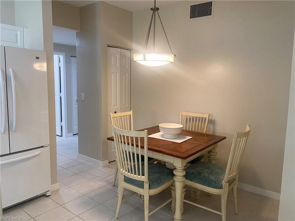 295 Waterside CIR # 102, MARCO ISLAND FL 34145-13