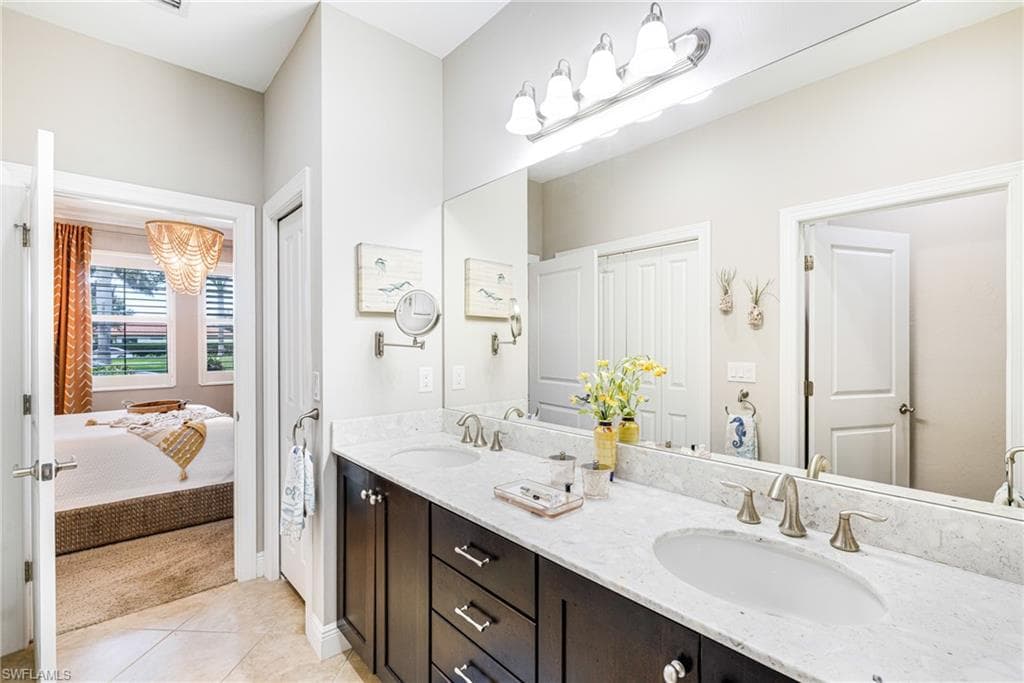 1359 Artesia DR E # 102, NAPLES FL 34113-19