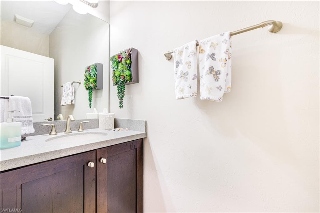 1359 Artesia DR E # 102, NAPLES FL 34113-20