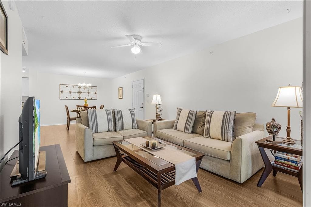 8920 Colonnades CT E # 524, BONITA SPRINGS FL 34135-4