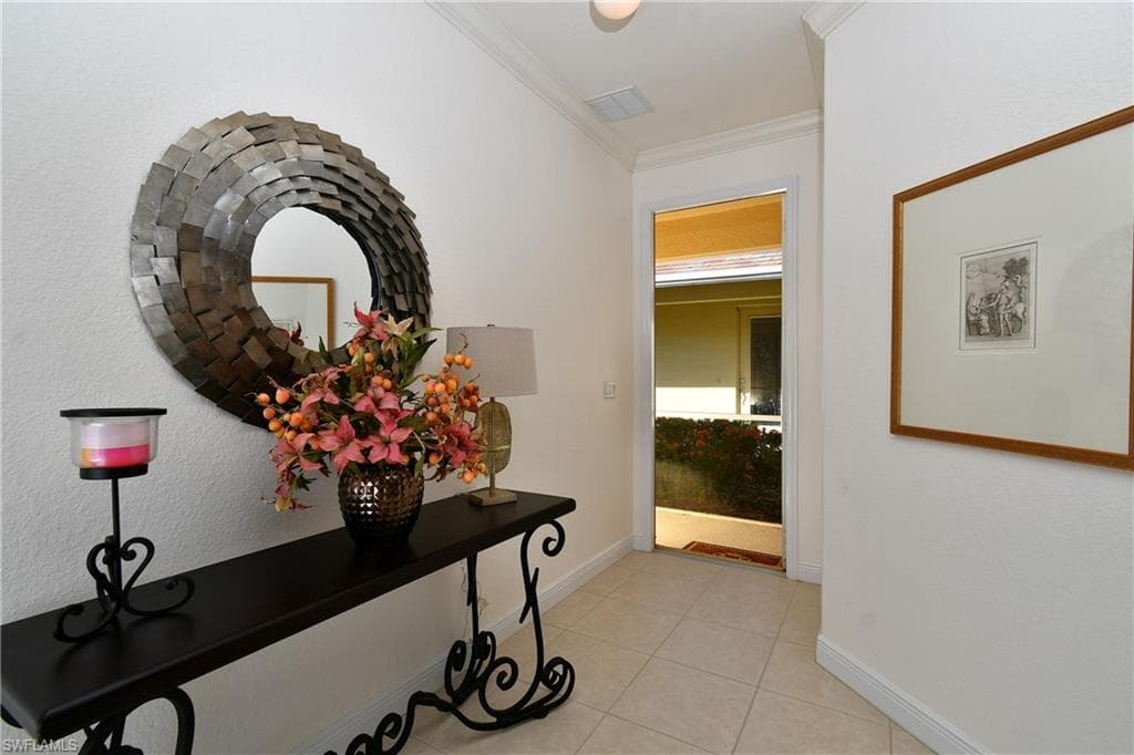 4692 Fairloop RUN, LEHIGH ACRES FL 33973-2