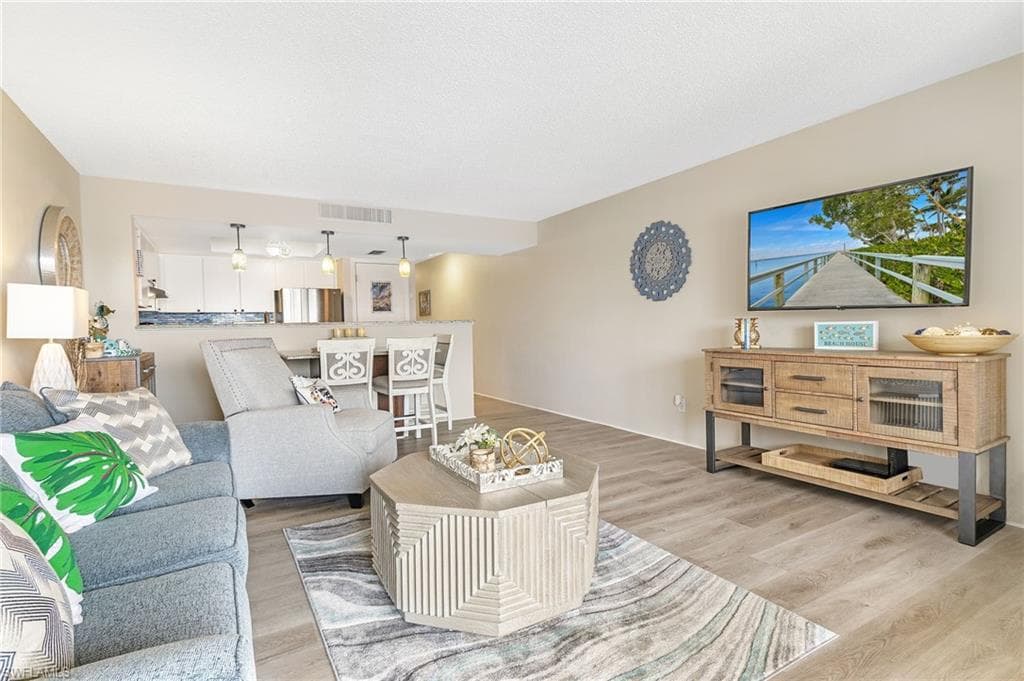 400 Lenell RD # 207, FORT MYERS BEACH FL 33931-4