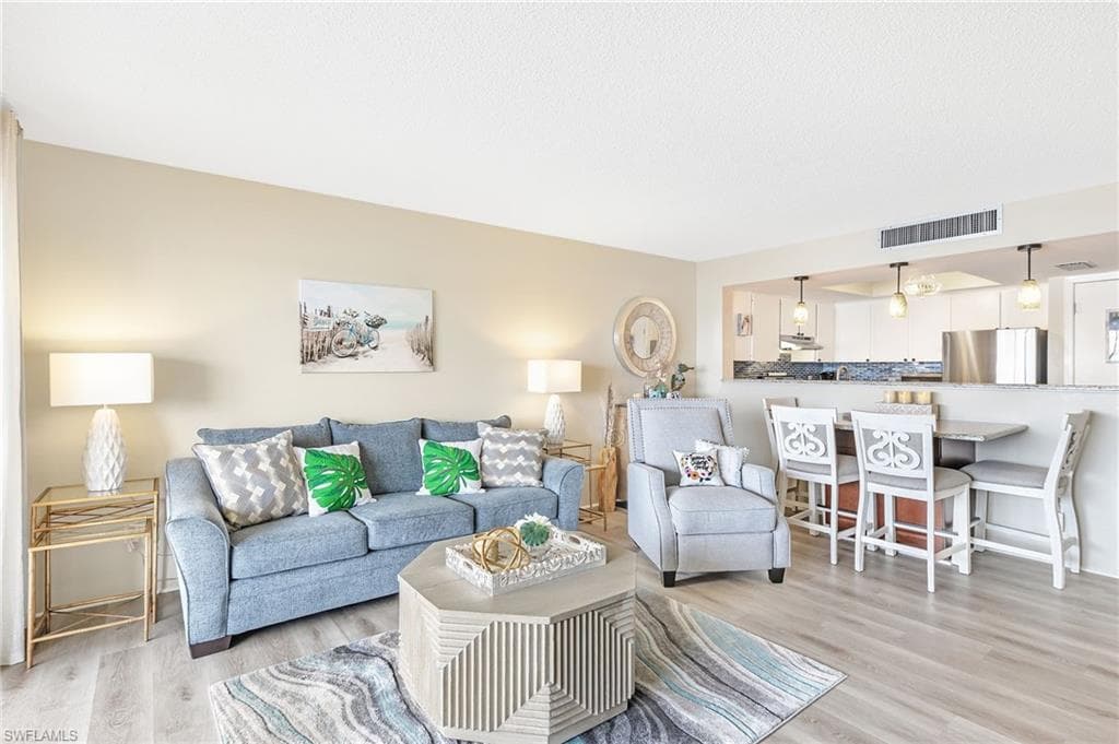 400 Lenell RD # 207, FORT MYERS BEACH FL 33931-3