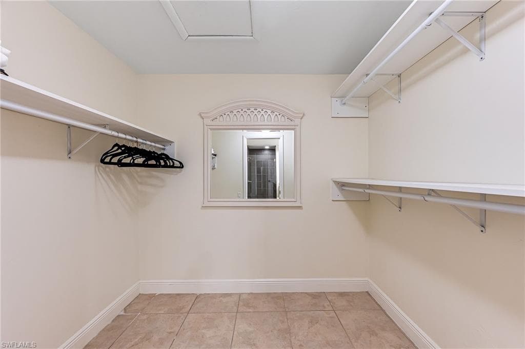 9908 White Sands PL, BONITA SPRINGS FL 34135-26