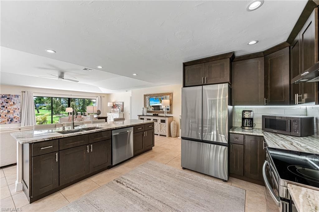 9908 White Sands PL, BONITA SPRINGS FL 34135-16