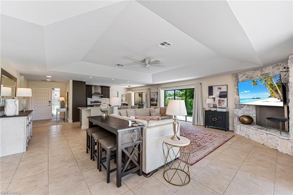 9908 White Sands PL, BONITA SPRINGS FL 34135-6