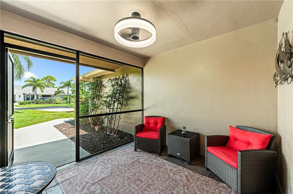 9908 White Sands PL, BONITA SPRINGS FL 34135-2
