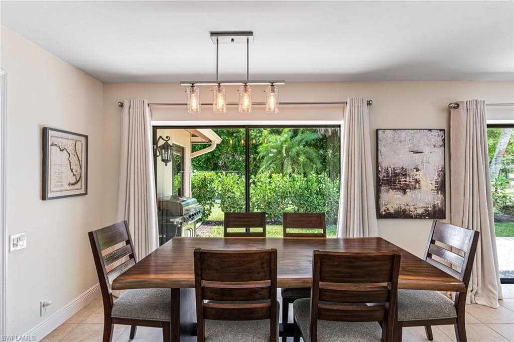 9908 White Sands PL, BONITA SPRINGS FL 34135-19