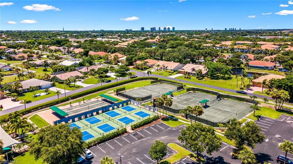 9908 White Sands PL, BONITA SPRINGS FL 34135-47