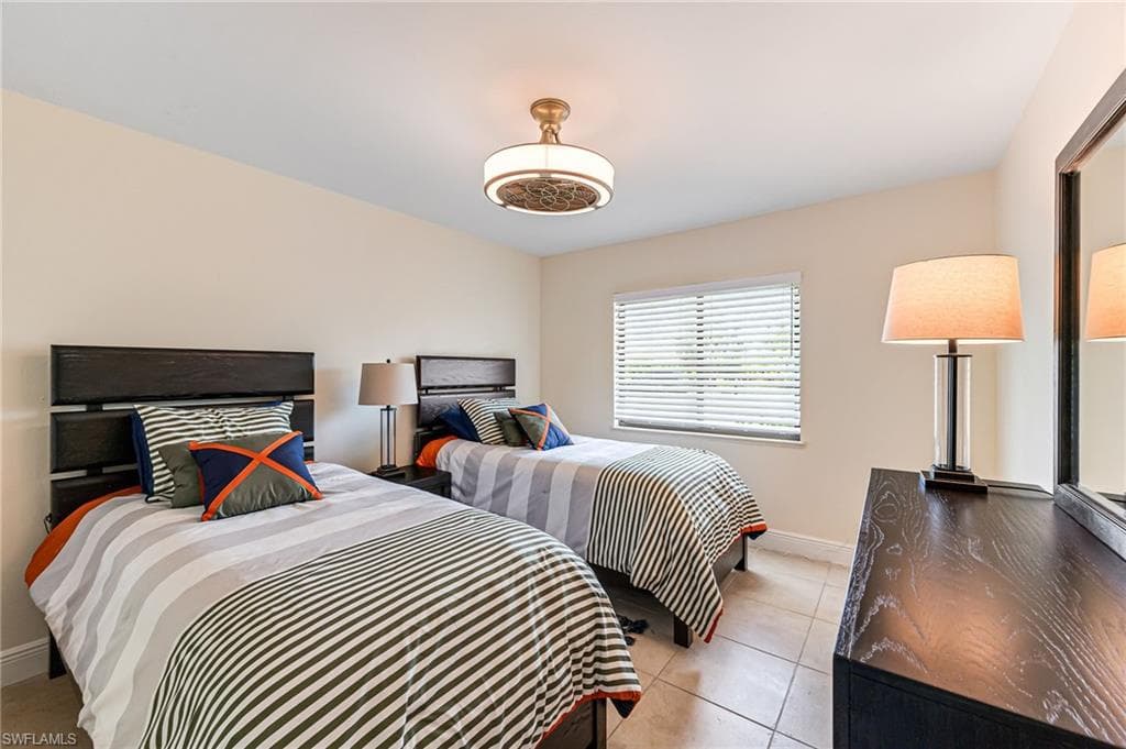 9908 White Sands PL, BONITA SPRINGS FL 34135-30