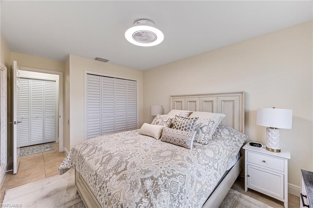 9908 White Sands PL, BONITA SPRINGS FL 34135-28