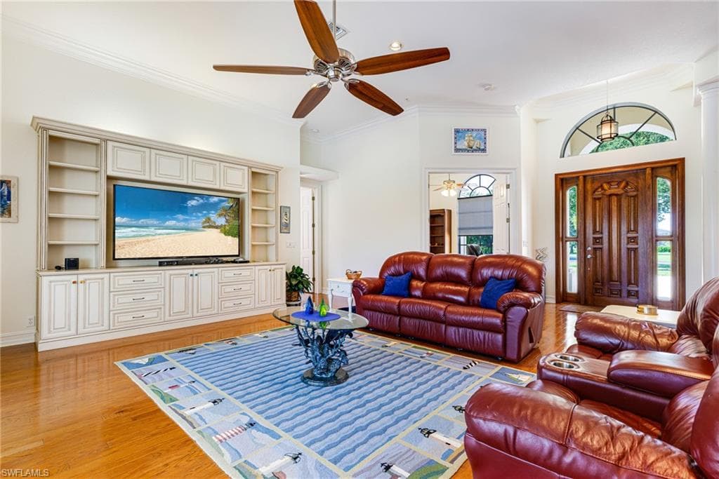 18190 Riverwind DR, ALVA FL 33920-5